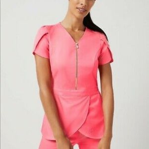 Jaanuu tulip scrub shirt and motto scrub pants